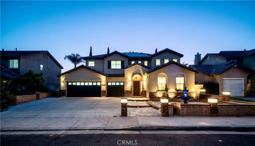 6325 Pear Avenue, Eastvale, California 92880