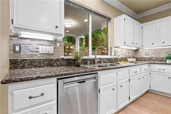 6325 Pear Avenue, Eastvale, California 92880