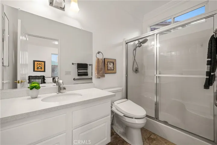 6325 Pear Avenue, Eastvale, California 92880