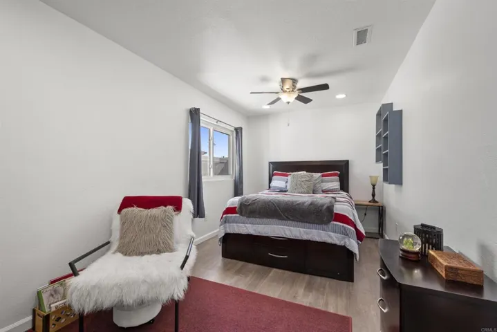 10005 Woodrose Ave, Santee, California 92071