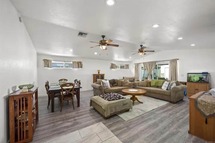 10005 Woodrose Ave, Santee, California 92071
