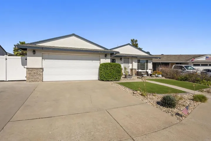 10005 Woodrose Ave, Santee, California 92071