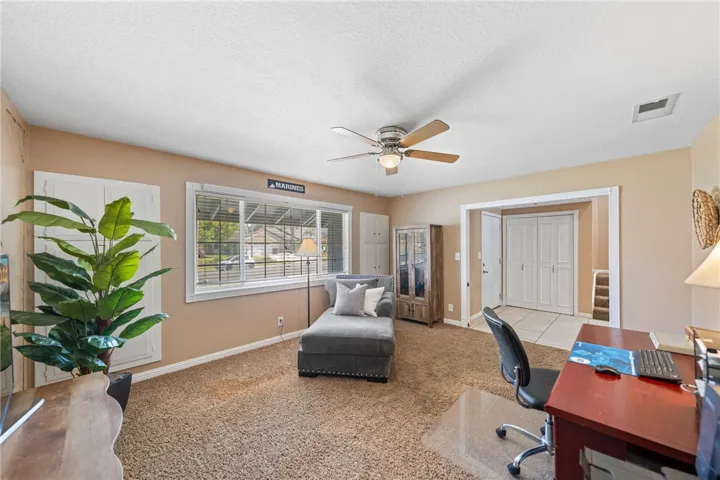 1414 Mariposa Drive, Corona, California 92879