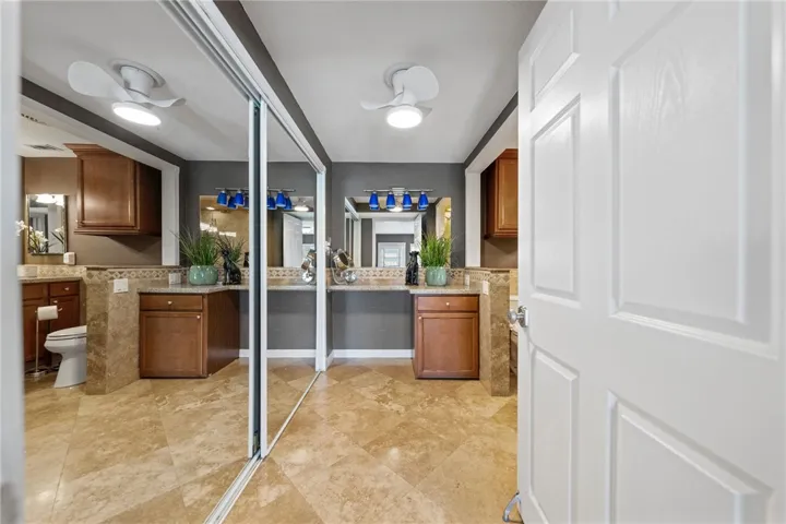 1414 Mariposa Drive, Corona, California 92879
