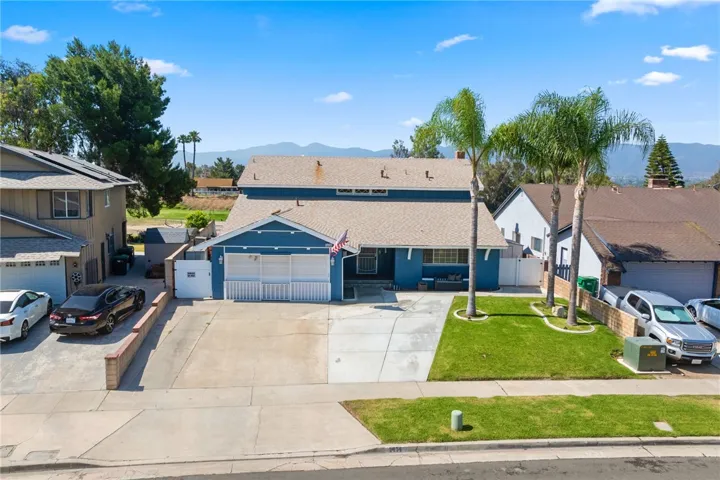 1414 Mariposa Drive, Corona, California 92879