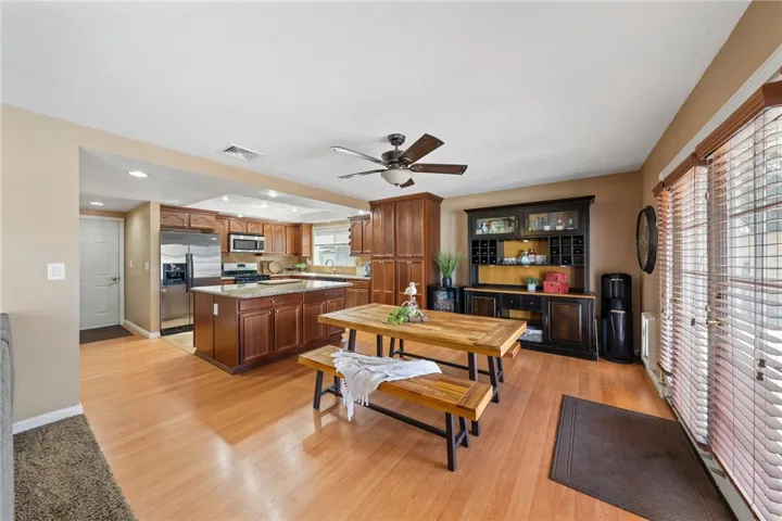 1414 Mariposa Drive, Corona, California 92879