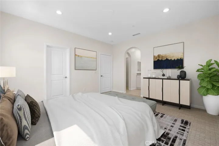 924 E Baseline Road, Claremont, California 91711