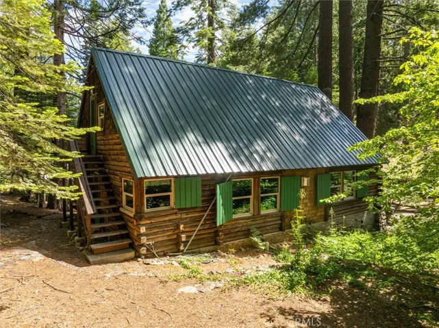 1137 Cedar Street, Fish Camp, California 93623