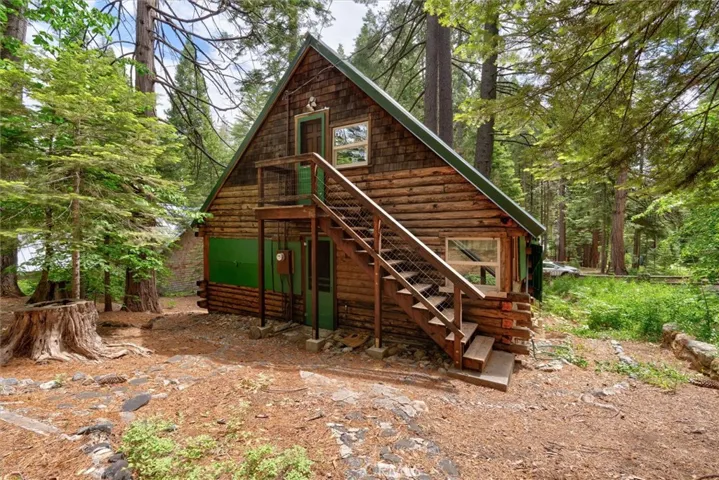 1137 Cedar Street, Fish Camp, California 93623