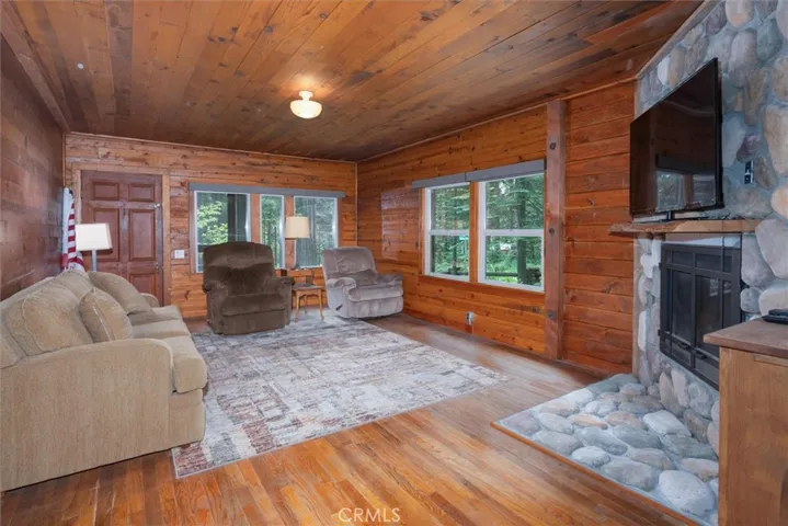 1137 Cedar Street, Fish Camp, California 93623