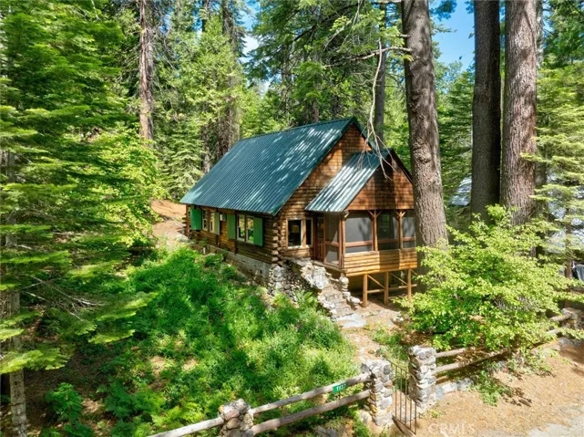 1137 Cedar Street, Fish Camp, California 93623