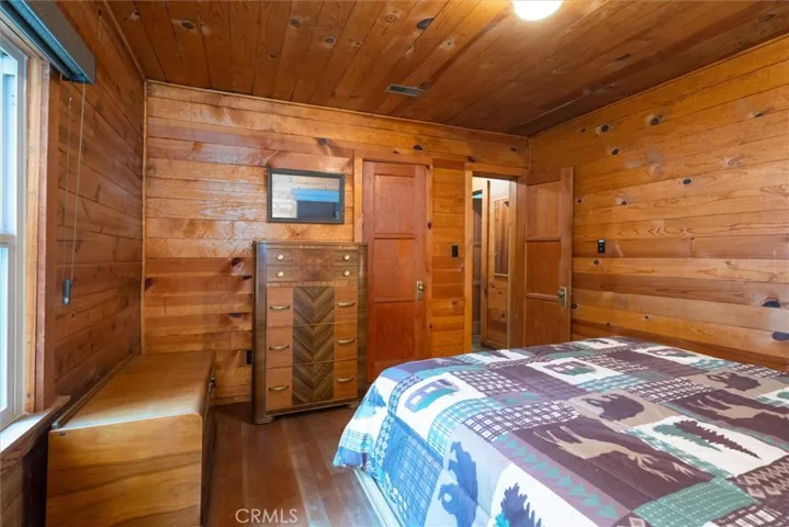 1137 Cedar Street, Fish Camp, California 93623