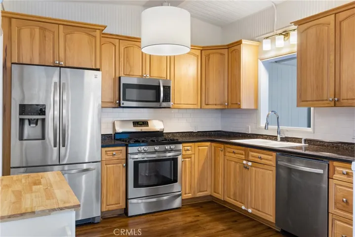 7943 Bothwell Road, Reseda, California 91335