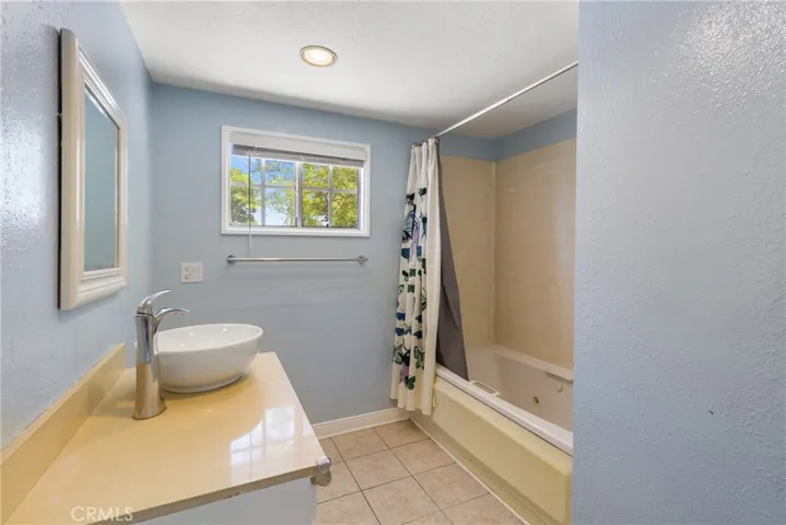 7943 Bothwell Road, Reseda, California 91335
