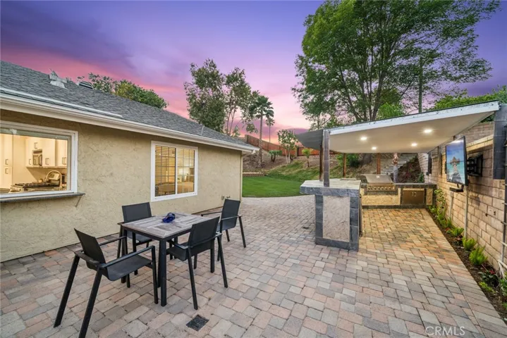 Oversized, private backyard will be ideal for outdoor celebrations w/covered, bar seating