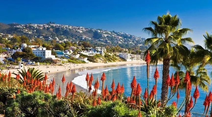 Breathtaking Laguna Beach is just MINUTES away