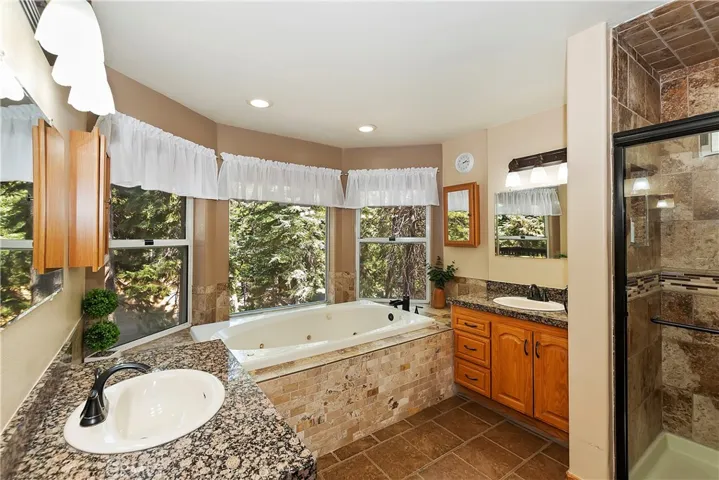 1997 Fernside Road, Running Springs, California 92382