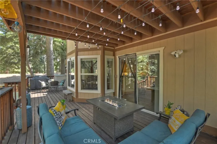 1997 Fernside Road, Running Springs, California 92382