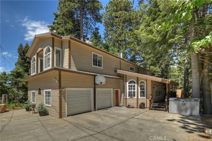 1997 Fernside Road, Running Springs, California 92382