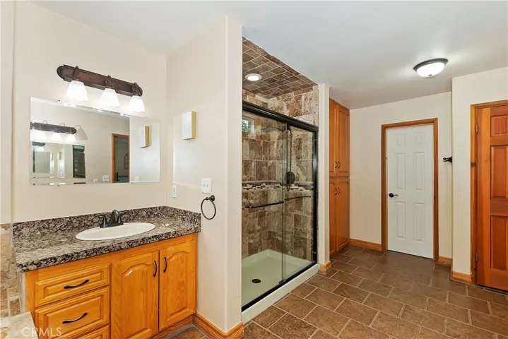 1997 Fernside Road, Running Springs, California 92382