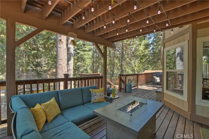 1997 Fernside Road, Running Springs, California 92382