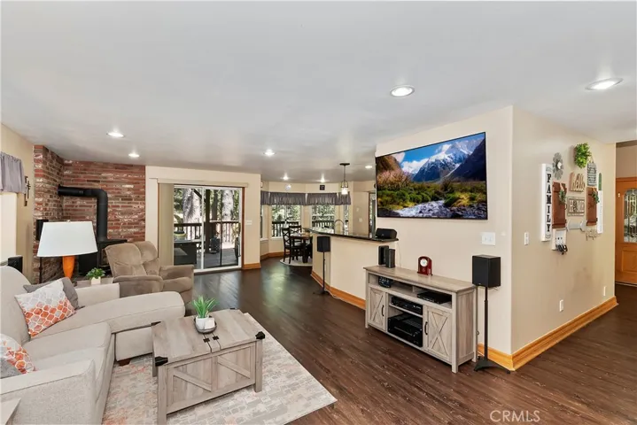 1997 Fernside Road, Running Springs, California 92382