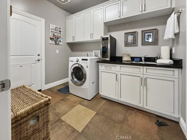 3262 Aster Avenue, San Luis Obispo, California 93401