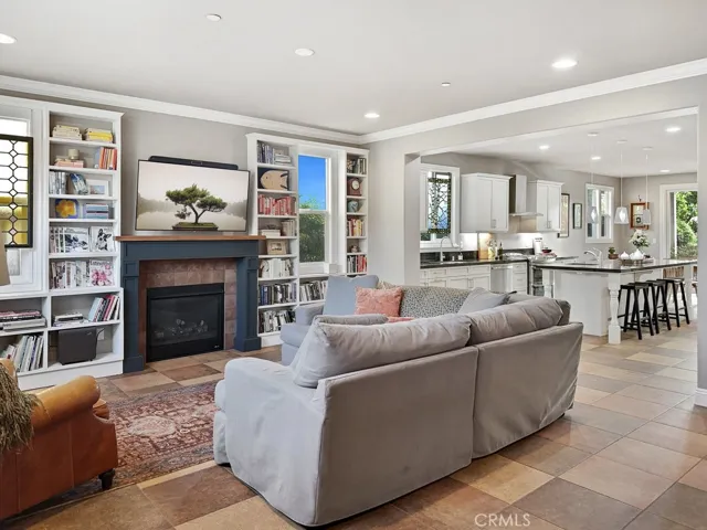 3262 Aster Avenue, San Luis Obispo, California 93401