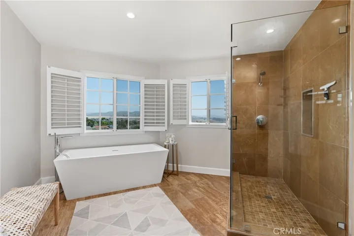 Spa-like Primary Bath with Soaking Tub