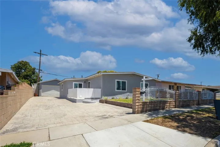 407 W 234th Place, Carson, California 90745