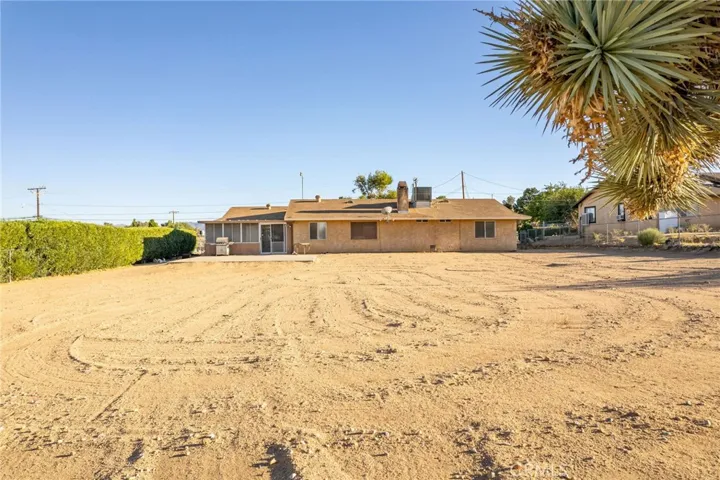 17964 Manzanita Street, Hesperia, California 92345