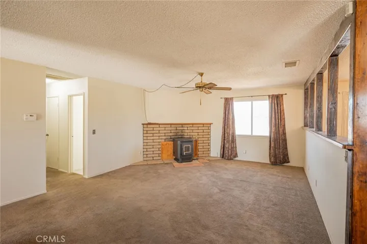 17964 Manzanita Street, Hesperia, California 92345