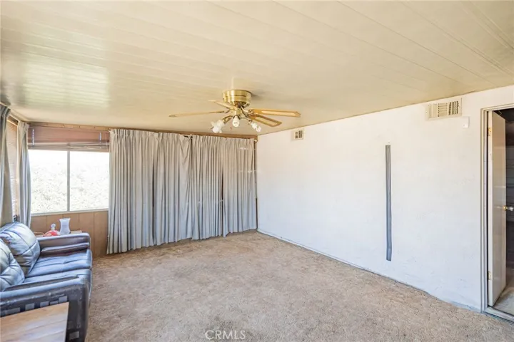 17964 Manzanita Street, Hesperia, California 92345