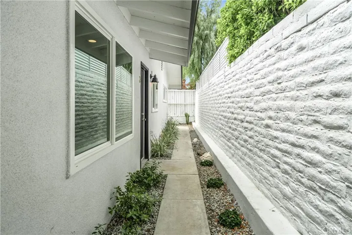 145 E Mesquite Avenue, Palm Springs, California 92264