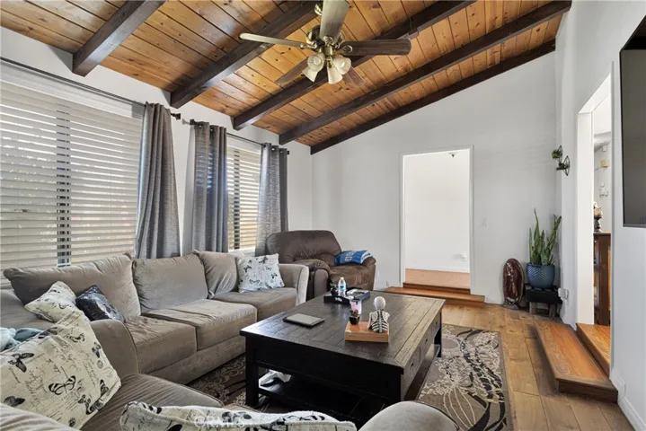 18585 Catamaran Lane, Victorville, California 92395