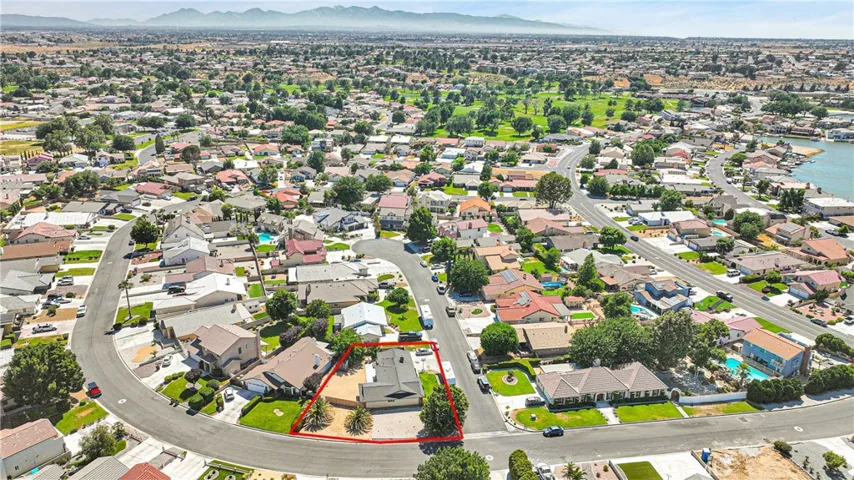 18585 Catamaran Lane, Victorville, California 92395