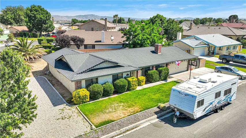 18585 Catamaran Lane, Victorville, California 92395