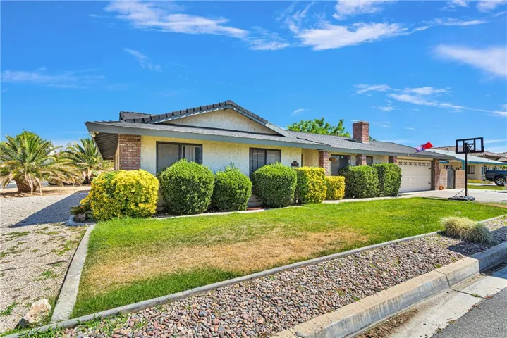 18585 Catamaran Lane, Victorville, California 92395