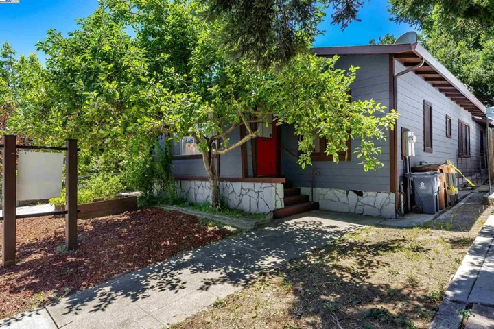1318 Pine Street, Martinez, California 94553