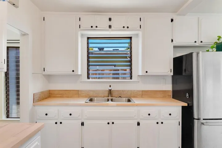 1318 Pine Street, Martinez, California 94553