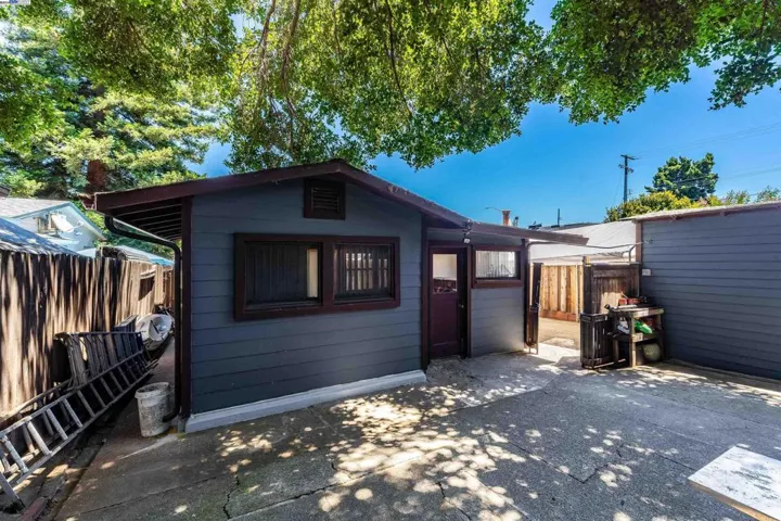 1318 Pine Street, Martinez, California 94553