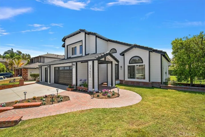 24652 Via Buena Suerte, Yorba Linda, California 92887