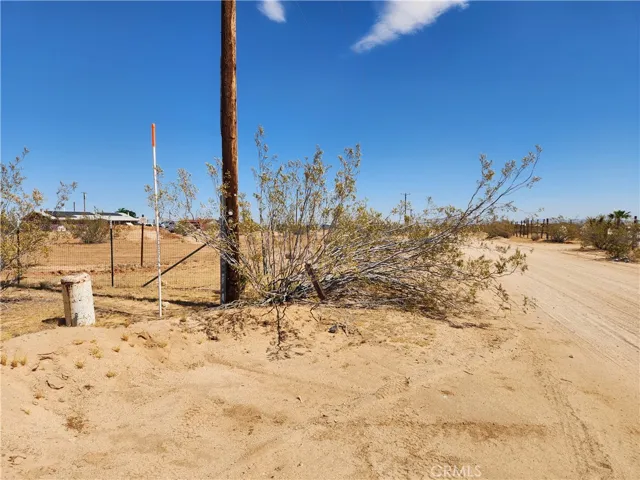 1350 Shangrila, Joshua Tree, California 92252