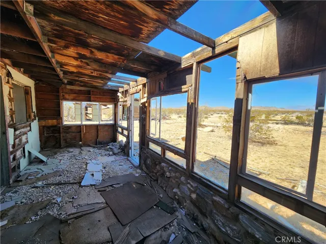 1350 Shangrila, Joshua Tree, California 92252