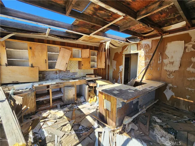 1350 Shangrila, Joshua Tree, California 92252
