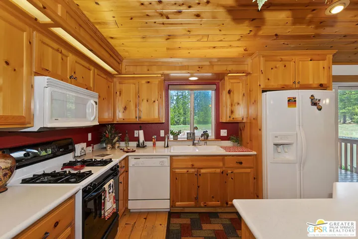 189 Oriole Drive, Big Bear, California 92315