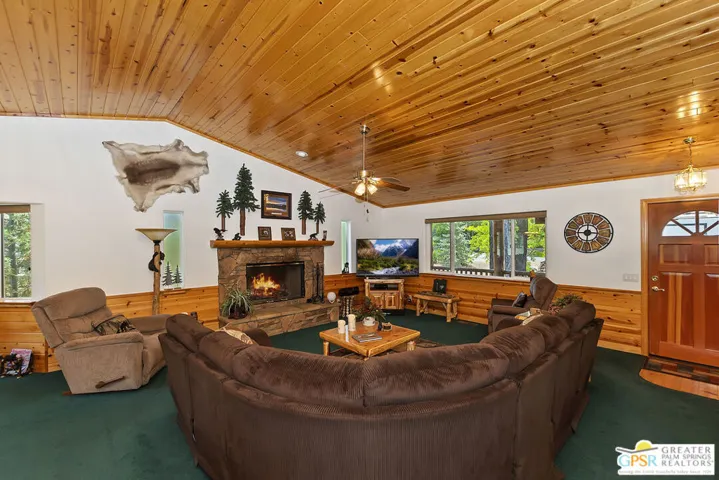 189 Oriole Drive, Big Bear, California 92315
