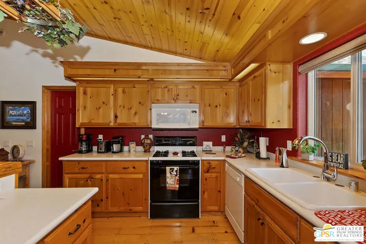 189 Oriole Drive, Big Bear, California 92315
