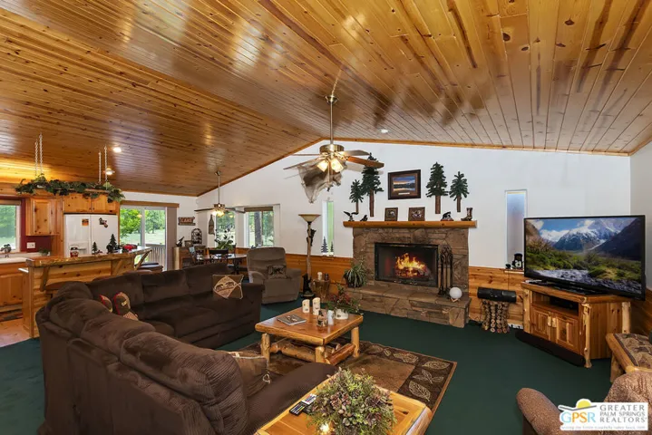 189 Oriole Drive, Big Bear, California 92315