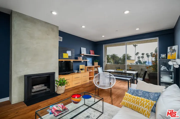 125 Montana Avenue 403, Santa Monica, California 90403